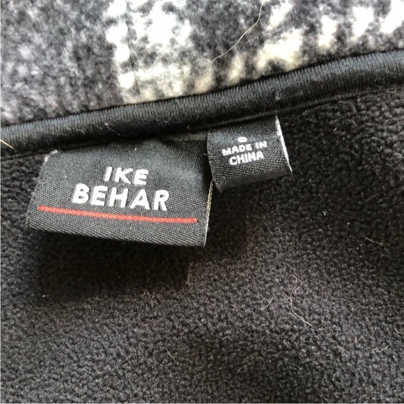 IKE BEHAR BUTTON DOWN COAT - Picture 3 of 4